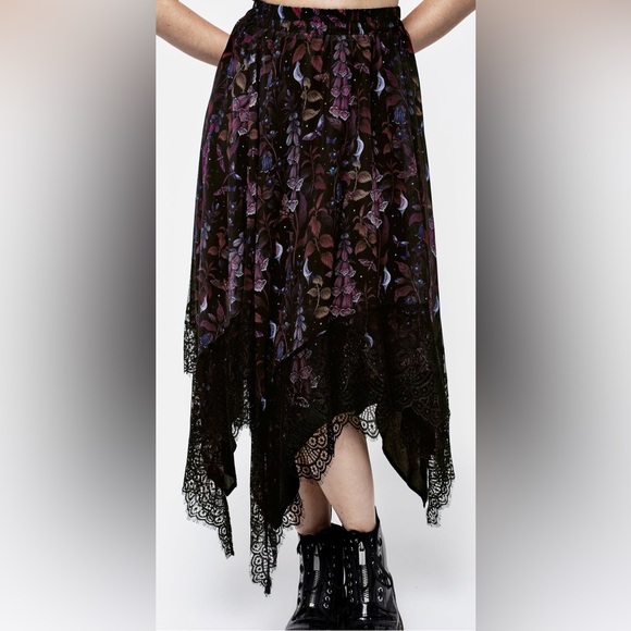 Disturbia Foxglove Chiffon Handkerchief Hem Skirt - Picture 1 of 8